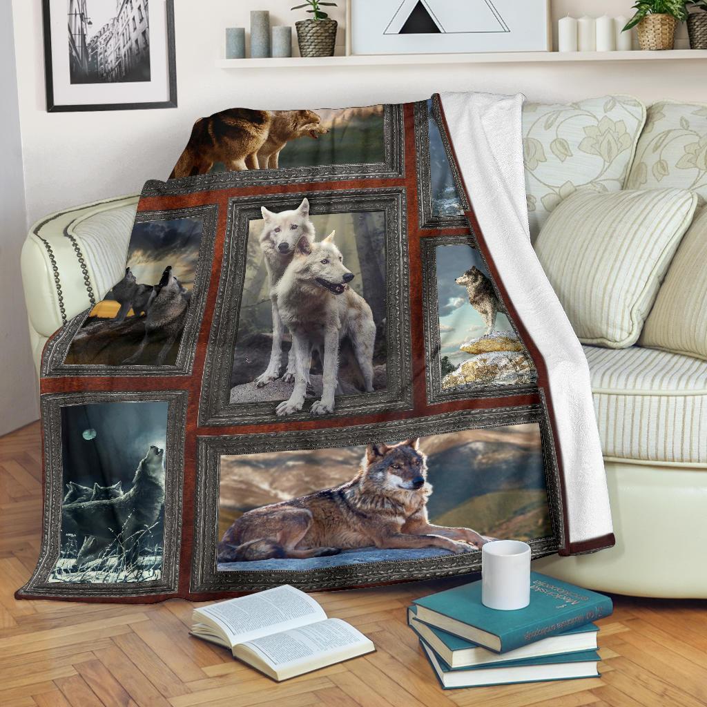 Best Seller Beautiful Wolf Wolf Lover Fleece Blanket
